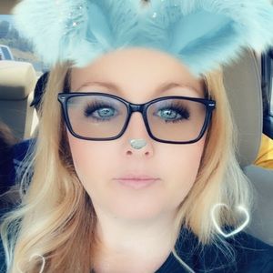 Meet your Posher, Staci